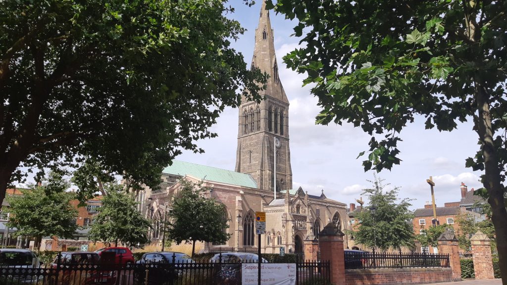 https://mdw-travel-data-us-east-1.s3.amazonaws.com/img/country/United-Kingdom/Leicester-Cathedral/img_01.jpg