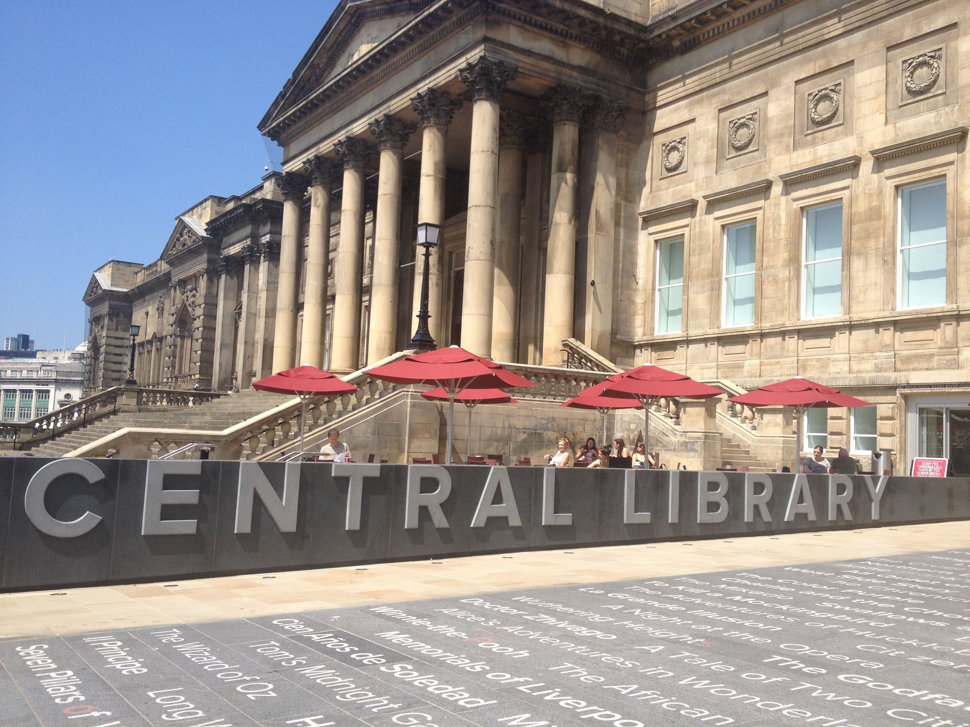 https://mdw-travel-data-us-east-1.s3.amazonaws.com/img/country/United-Kingdom/Liverpool-Central-Library/img_03.jpg