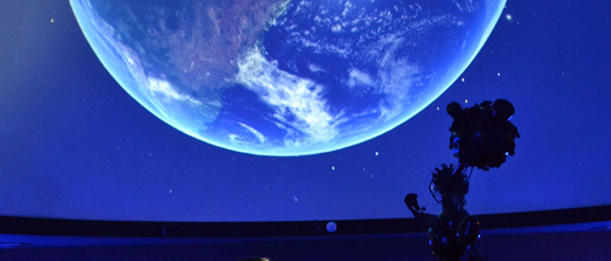 https://mdw-travel-data-us-east-1.s3.amazonaws.com/img/country/United-Kingdom/Liverpool-Museum-and-Planetarium/img_00.jpg