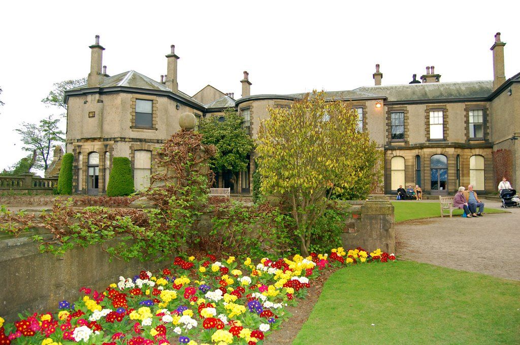 https://mdw-travel-data-us-east-1.s3.amazonaws.com/img/country/United-Kingdom/Lotherton-Hall/img_01.jpg
