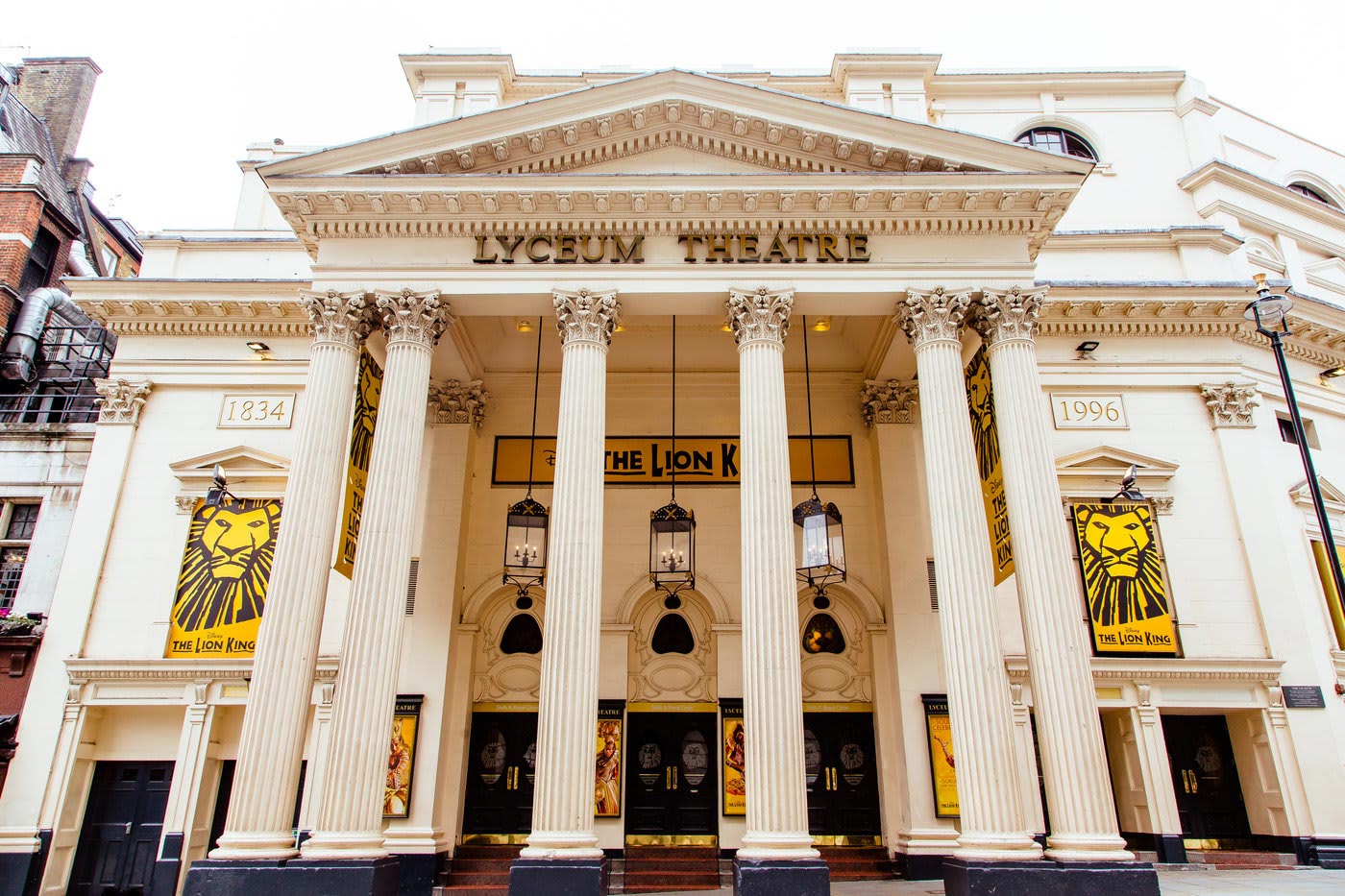 https://mdw-travel-data-us-east-1.s3.amazonaws.com/img/country/United-Kingdom/Lyceum-Theatre/img_01.jpg