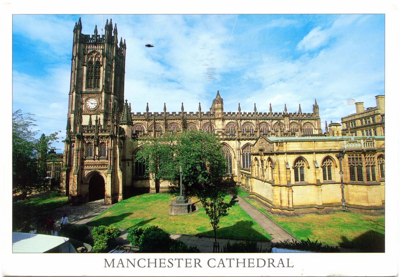 https://mdw-travel-data-us-east-1.s3.amazonaws.com/img/country/United-Kingdom/Manchester-Cathedral/img_01.jpg