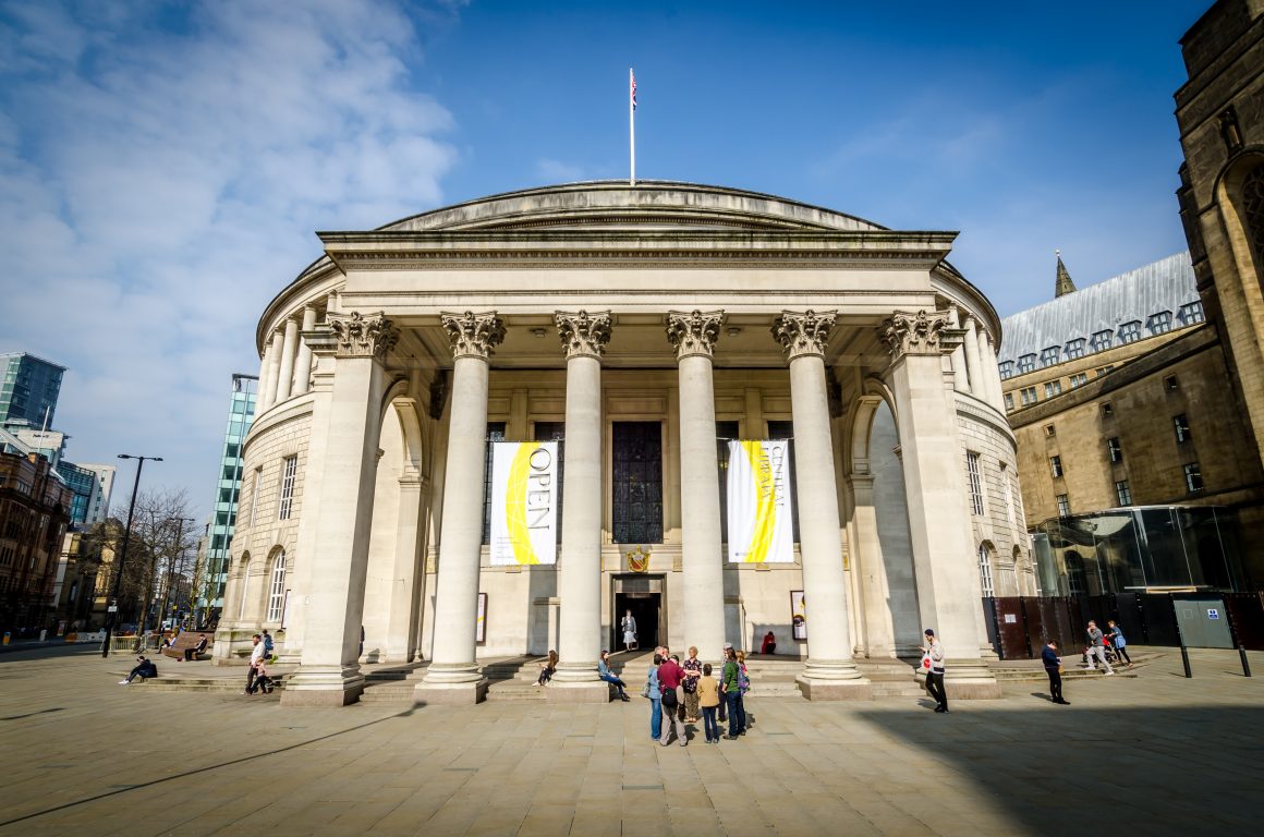 https://mdw-travel-data-us-east-1.s3.amazonaws.com/img/country/United-Kingdom/Manchester-City-Library/img_03.jpg