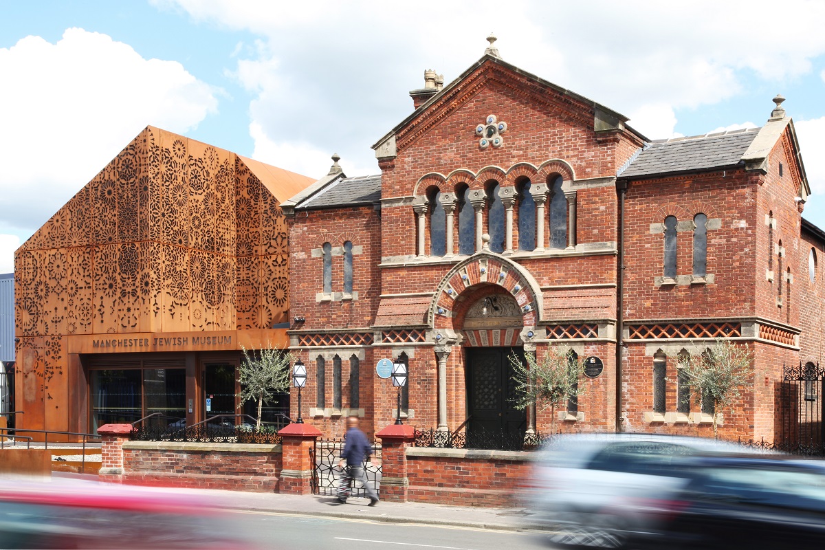 https://mdw-travel-data-us-east-1.s3.amazonaws.com/img/country/United-Kingdom/Manchester-Jewish-Museum/img_01.jpg