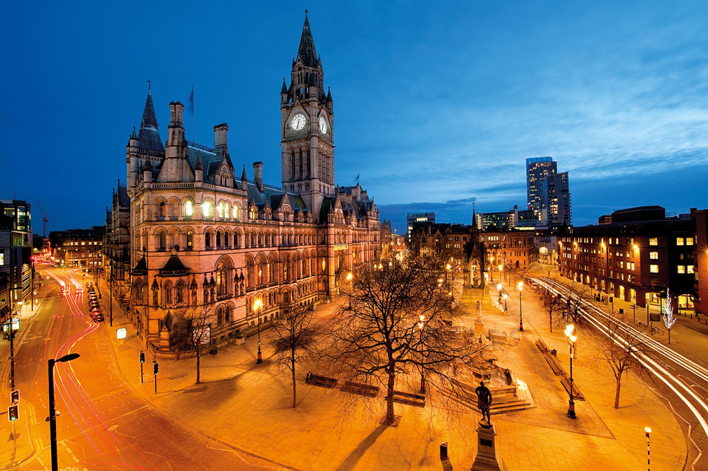 https://mdw-travel-data-us-east-1.s3.amazonaws.com/img/country/United-Kingdom/Manchester-Town-Hall/img_01.jpg