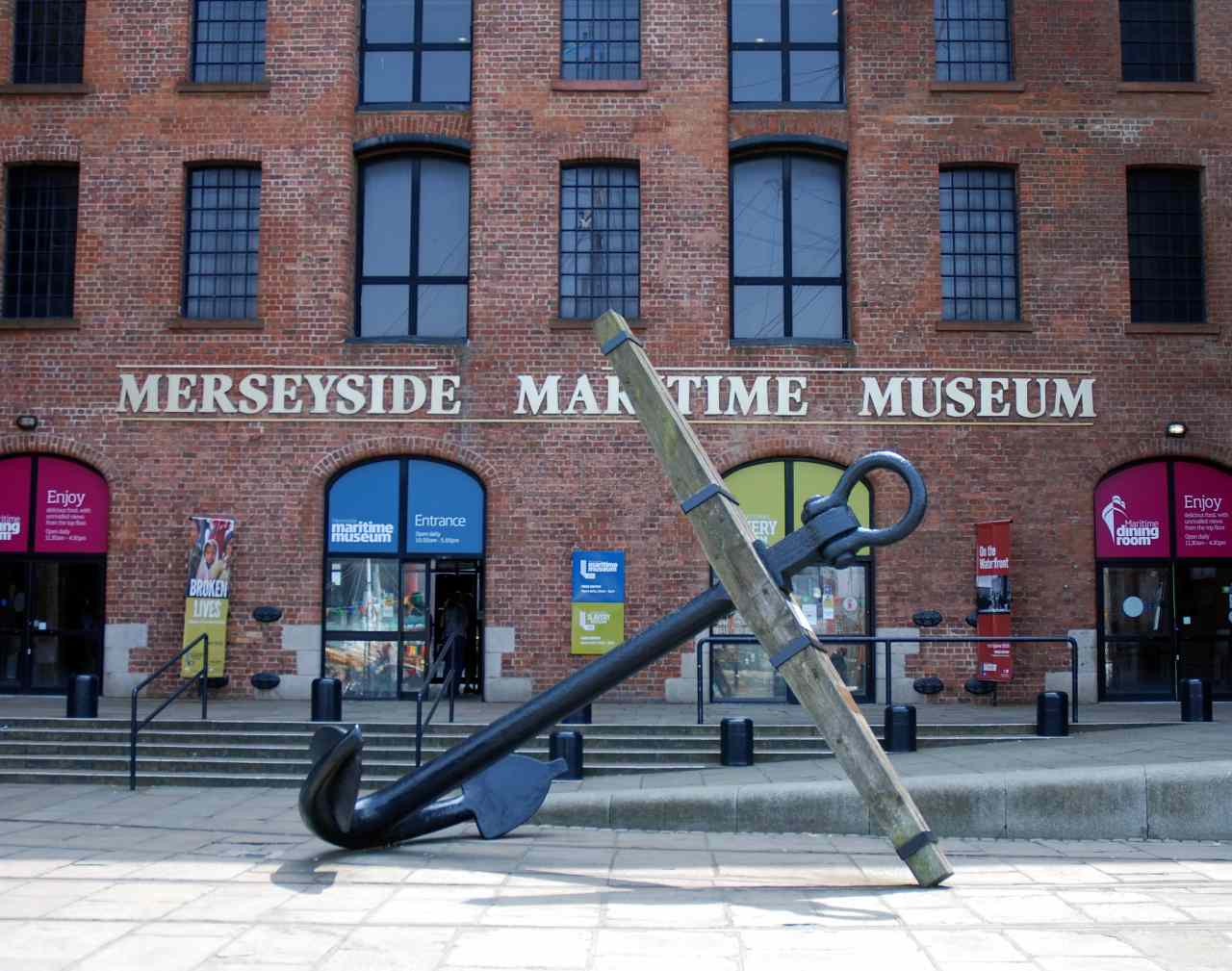https://mdw-travel-data-us-east-1.s3.amazonaws.com/img/country/United-Kingdom/Merseyside-Maritime-Museum/img_02.jpg