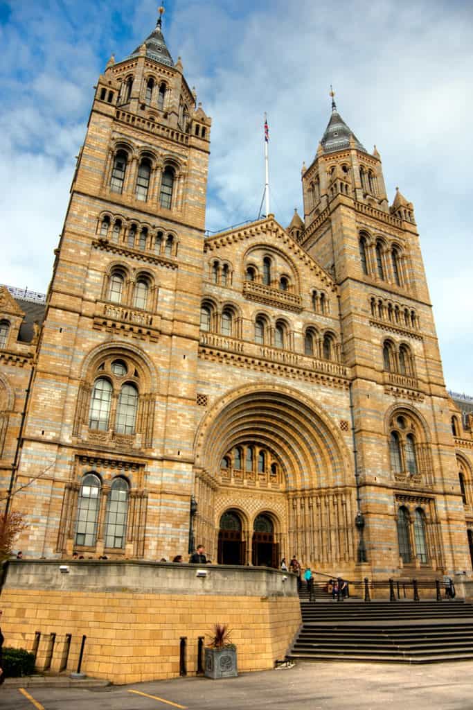 https://mdw-travel-data-us-east-1.s3.amazonaws.com/img/country/United-Kingdom/Museum-of-the-History-of-Science/img_02.jpg