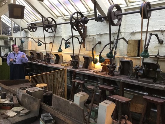 https://mdw-travel-data-us-east-1.s3.amazonaws.com/img/country/United-Kingdom/Museum-of-the-Jewellery-Quarter/img_01.jpg