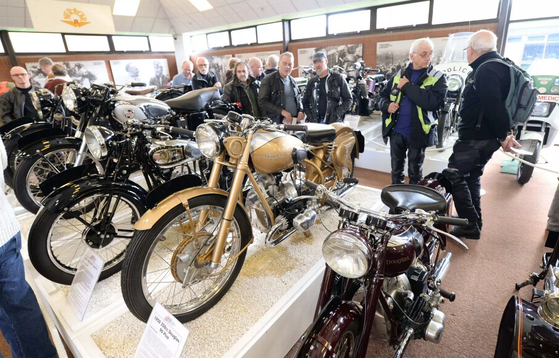 https://mdw-travel-data-us-east-1.s3.amazonaws.com/img/country/United-Kingdom/National-Motorcycle-Museum/img_02.jpg