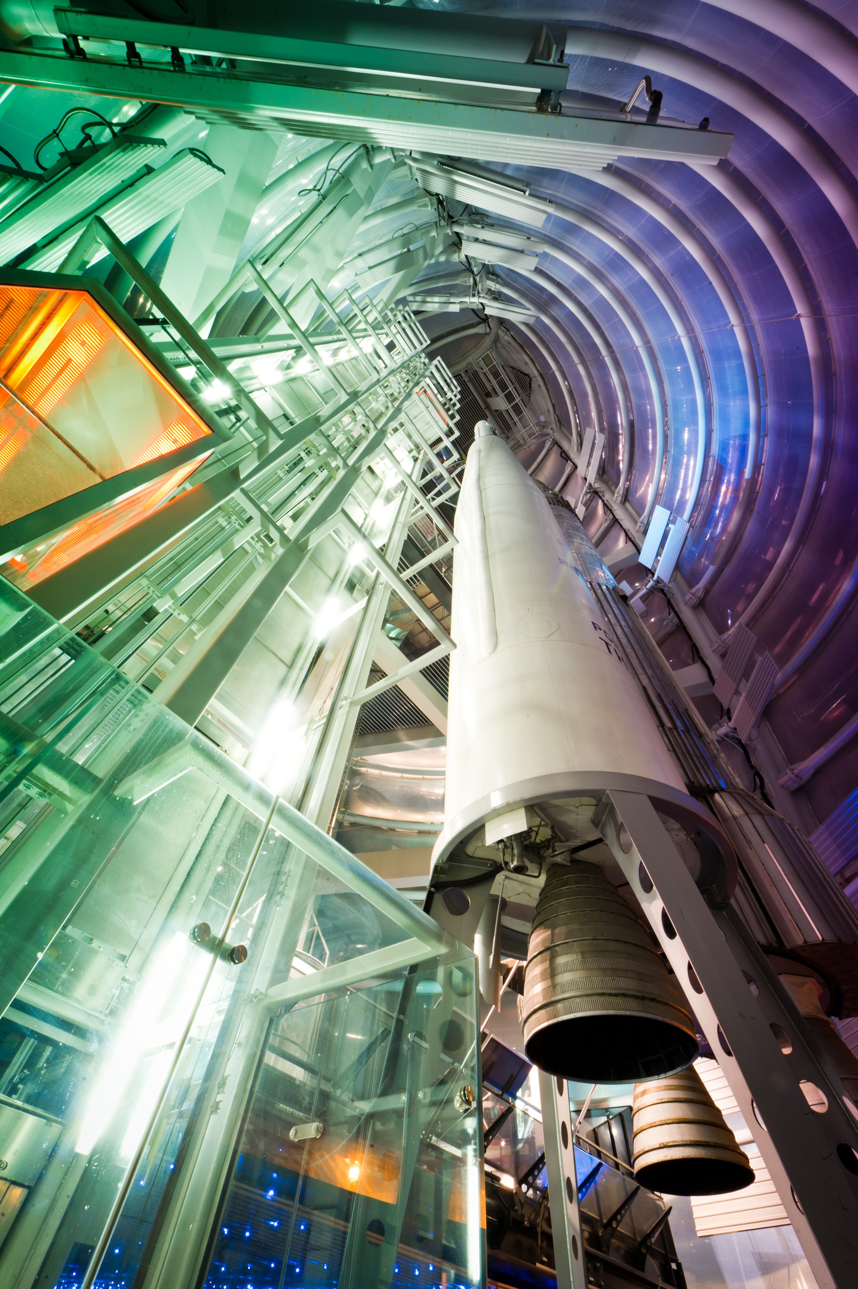 https://mdw-travel-data-us-east-1.s3.amazonaws.com/img/country/United-Kingdom/National-Space-Centre/img_03.jpg