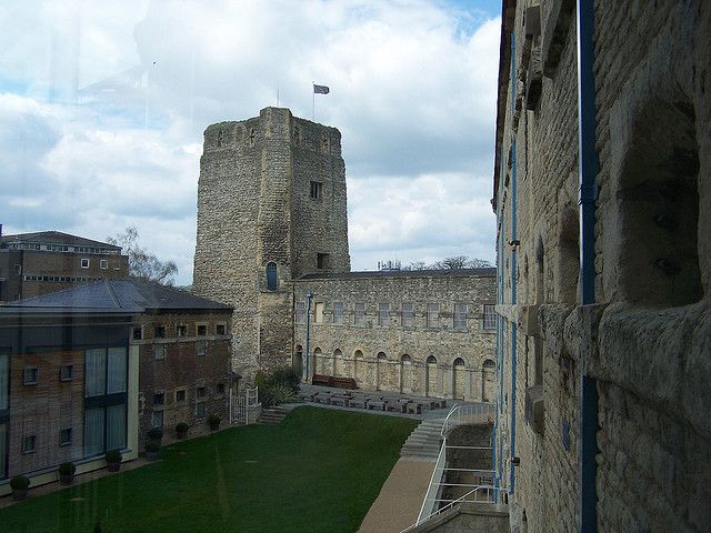https://mdw-travel-data-us-east-1.s3.amazonaws.com/img/country/United-Kingdom/Oxford-Castle-and-Prison/img_03.jpg
