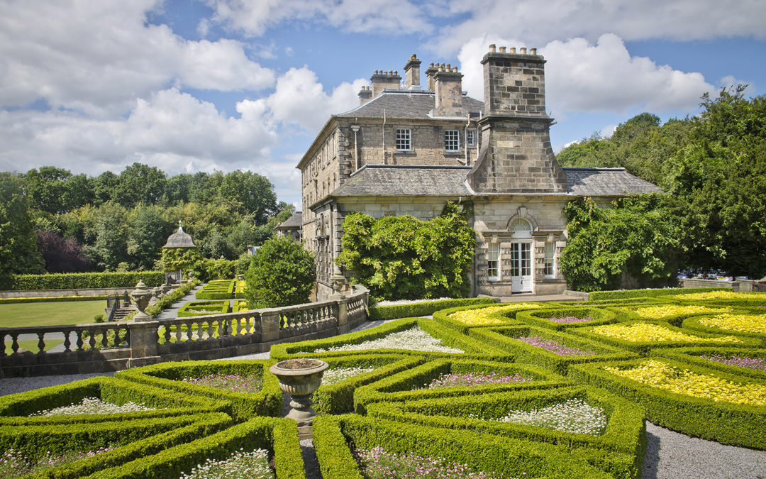 https://mdw-travel-data-us-east-1.s3.amazonaws.com/img/country/United-Kingdom/Pollok-Country-Park/img_00.jpg