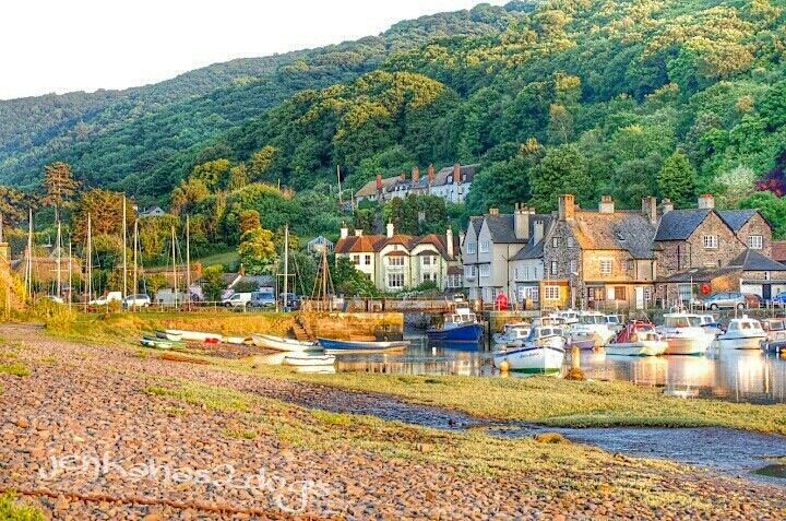 https://mdw-travel-data-us-east-1.s3.amazonaws.com/img/country/United-Kingdom/Porlock-Weir/img_03.jpg