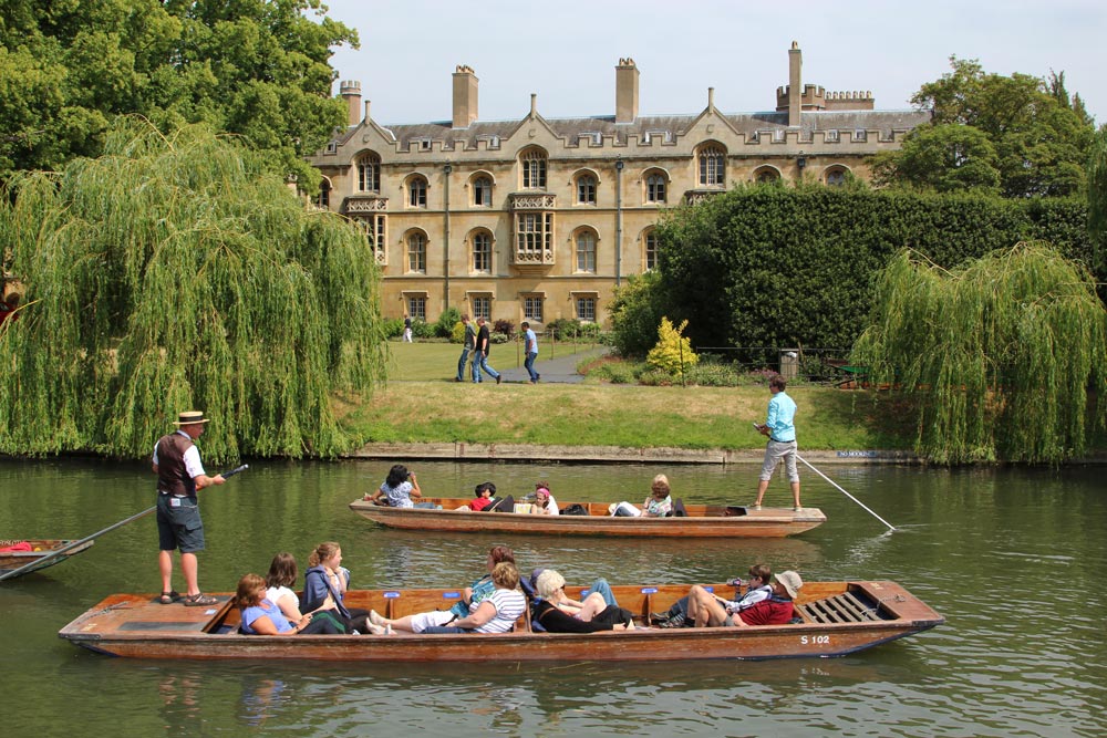 https://mdw-travel-data-us-east-1.s3.amazonaws.com/img/country/United-Kingdom/Punting-on-the-River-Cam/img_00.jpg
