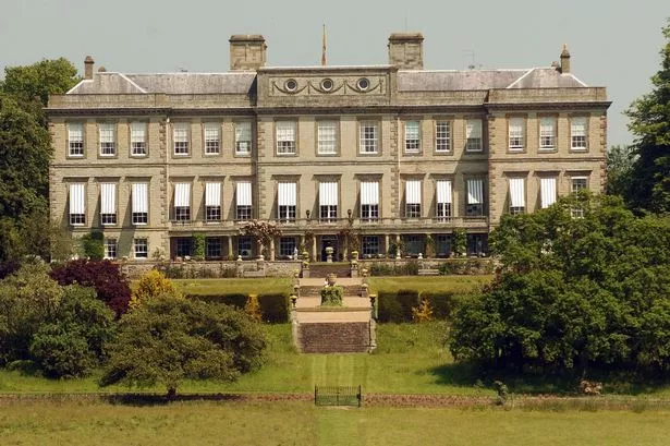 https://mdw-travel-data-us-east-1.s3.amazonaws.com/img/country/United-Kingdom/Ragley-Hall/img_02.jpg
