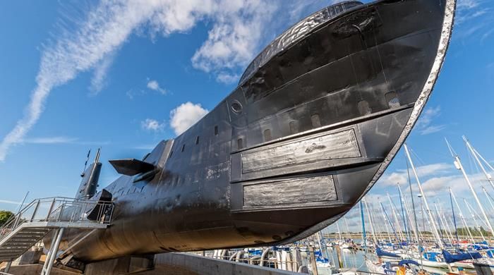 https://mdw-travel-data-us-east-1.s3.amazonaws.com/img/country/United-Kingdom/Royal-Navy-Submarine-Museum/img_03.jpg