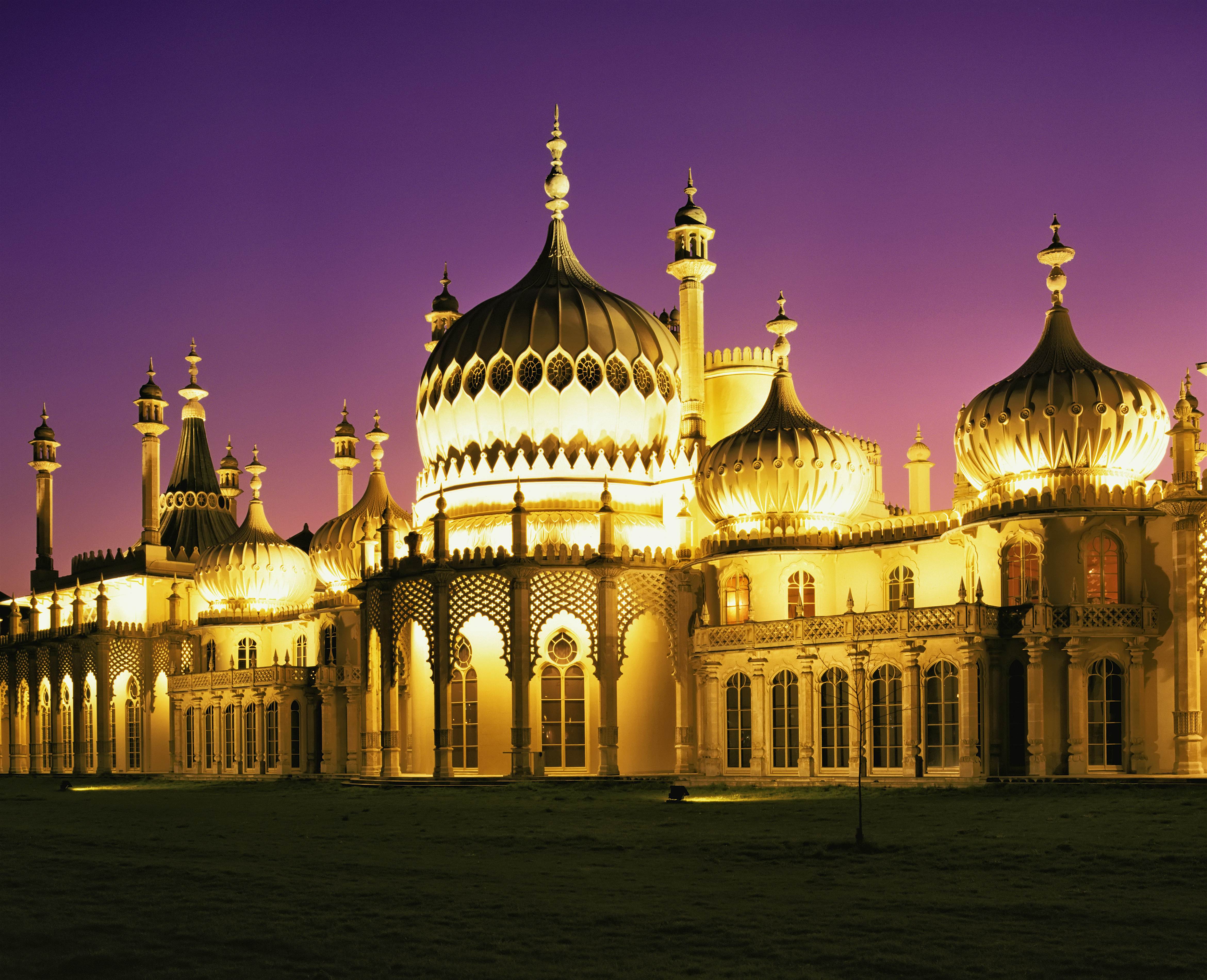 https://mdw-travel-data-us-east-1.s3.amazonaws.com/img/country/United-Kingdom/Royal-Pavilion/img_01.jpg