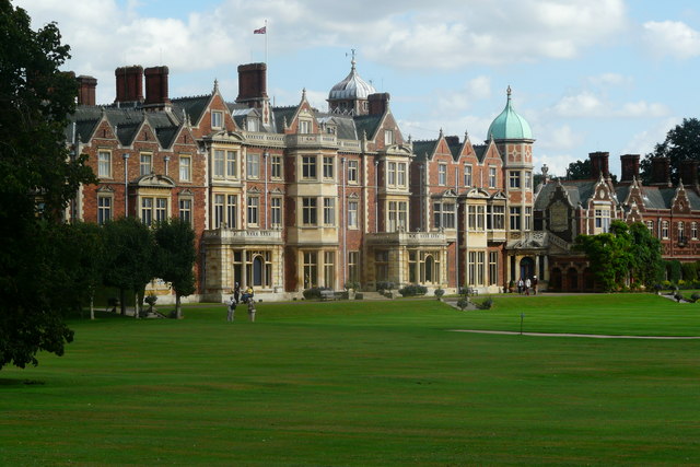 https://mdw-travel-data-us-east-1.s3.amazonaws.com/img/country/United-Kingdom/Sandringham-Estate/img_02.jpg