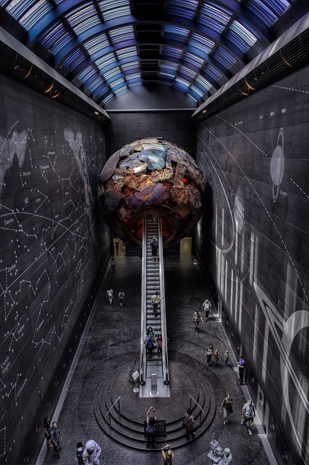 https://mdw-travel-data-us-east-1.s3.amazonaws.com/img/country/United-Kingdom/Science-and-Industry-Museum/img_02.jpg