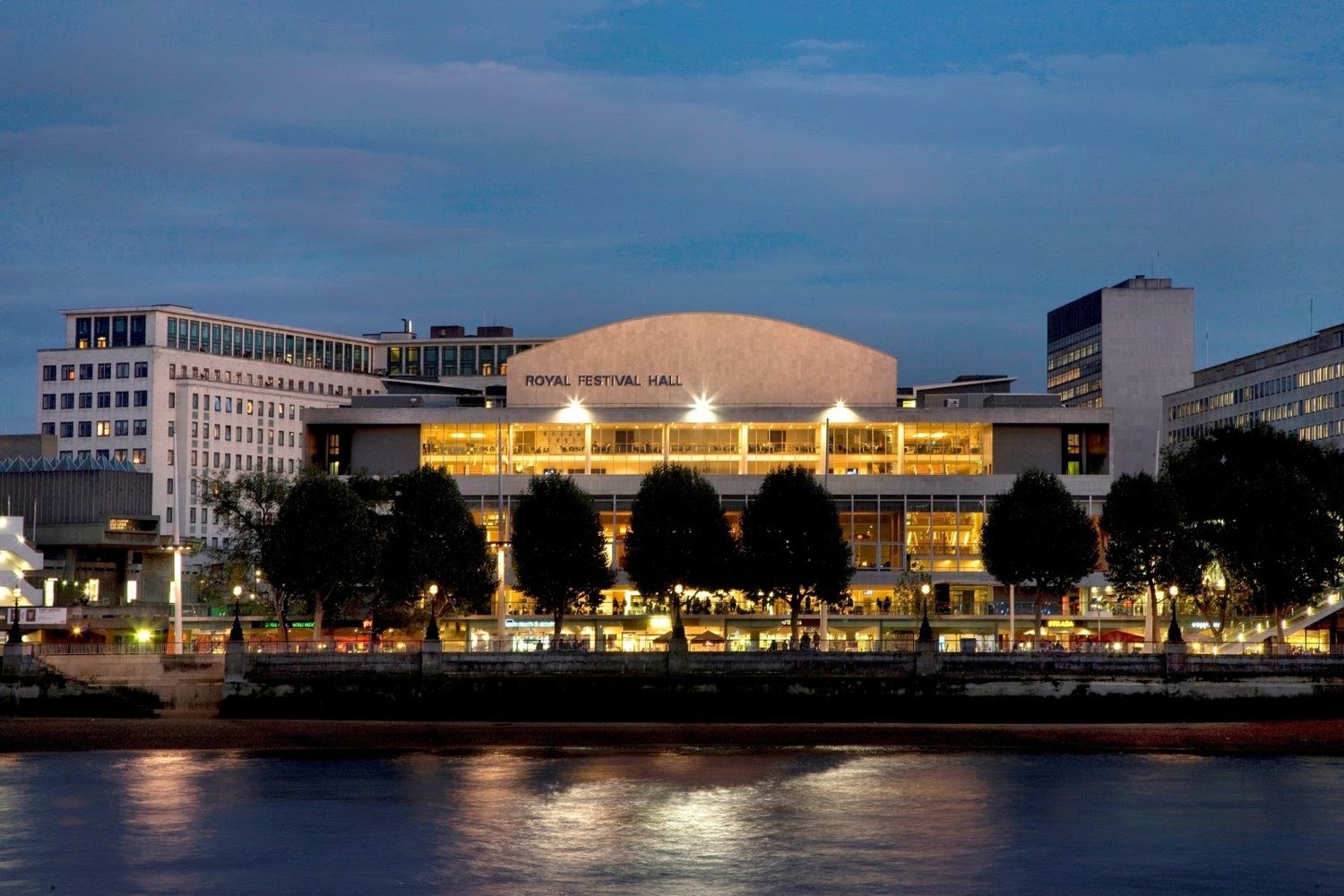 https://mdw-travel-data-us-east-1.s3.amazonaws.com/img/country/United-Kingdom/Southbank-Centre/img_03.jpg