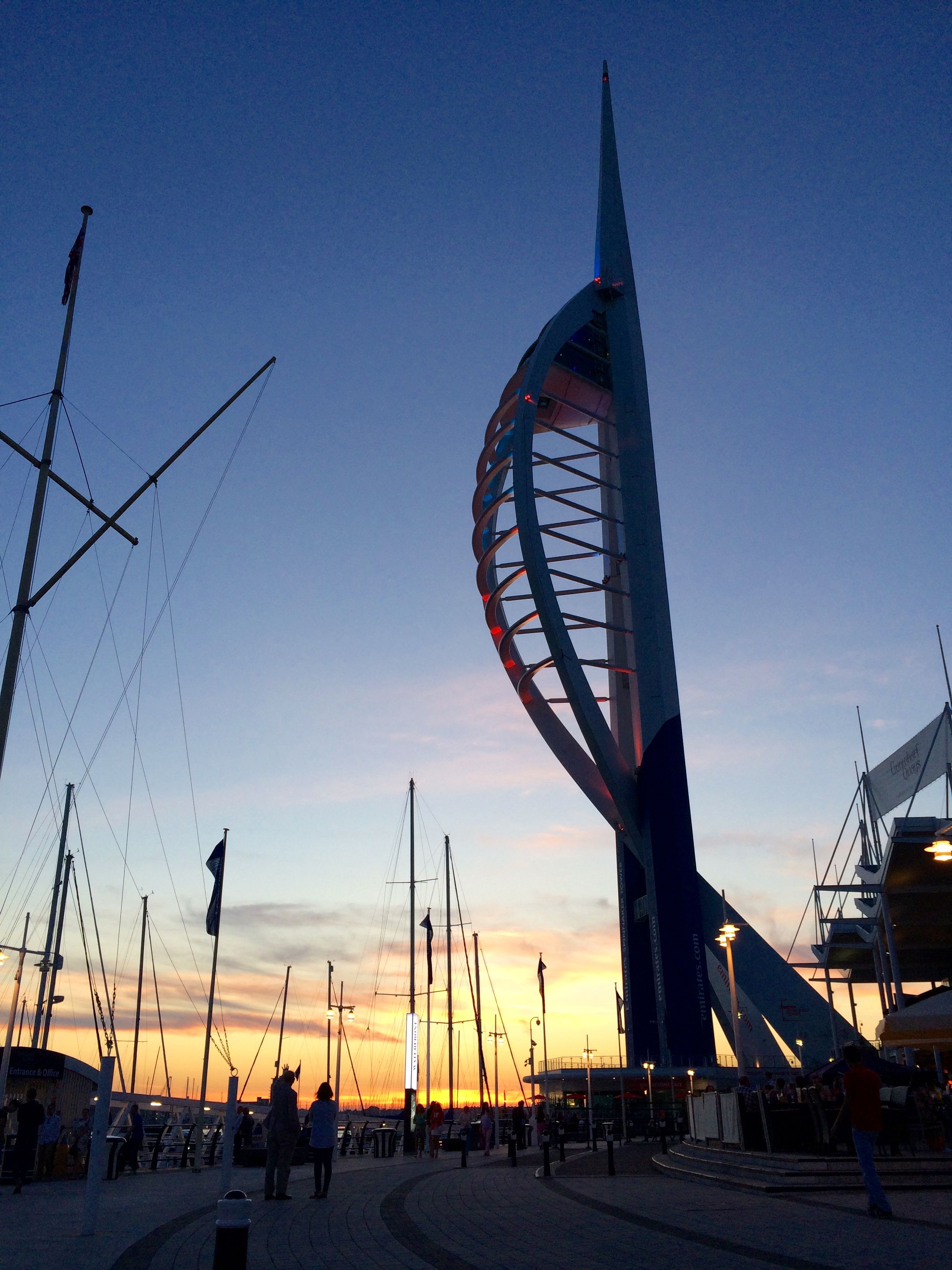 https://mdw-travel-data-us-east-1.s3.amazonaws.com/img/country/United-Kingdom/Spinnaker-Tower/img_02.jpg
