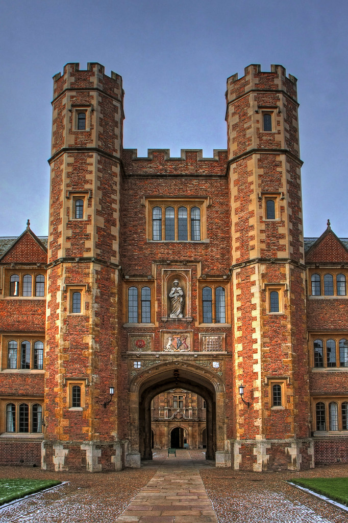 https://mdw-travel-data-us-east-1.s3.amazonaws.com/img/country/United-Kingdom/St-Johns-College/img_02.jpg