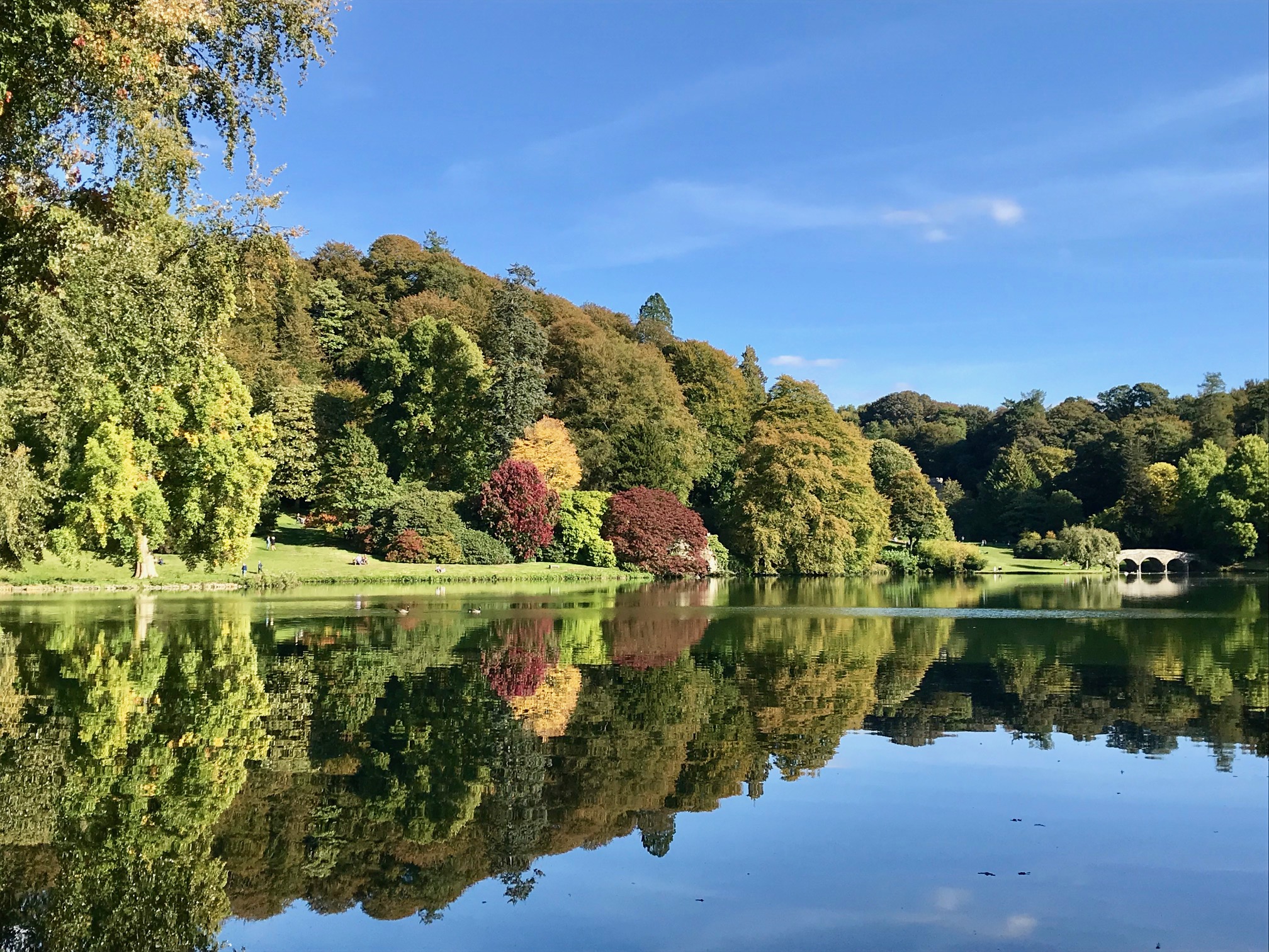 https://mdw-travel-data-us-east-1.s3.amazonaws.com/img/country/United-Kingdom/Stourhead/img_03.jpg