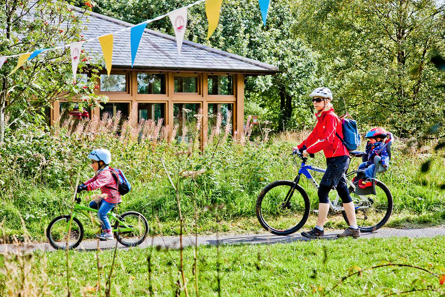 https://mdw-travel-data-us-east-1.s3.amazonaws.com/img/country/United-Kingdom/Sutton-Bank-National-Park-Centre/img_02.jpg