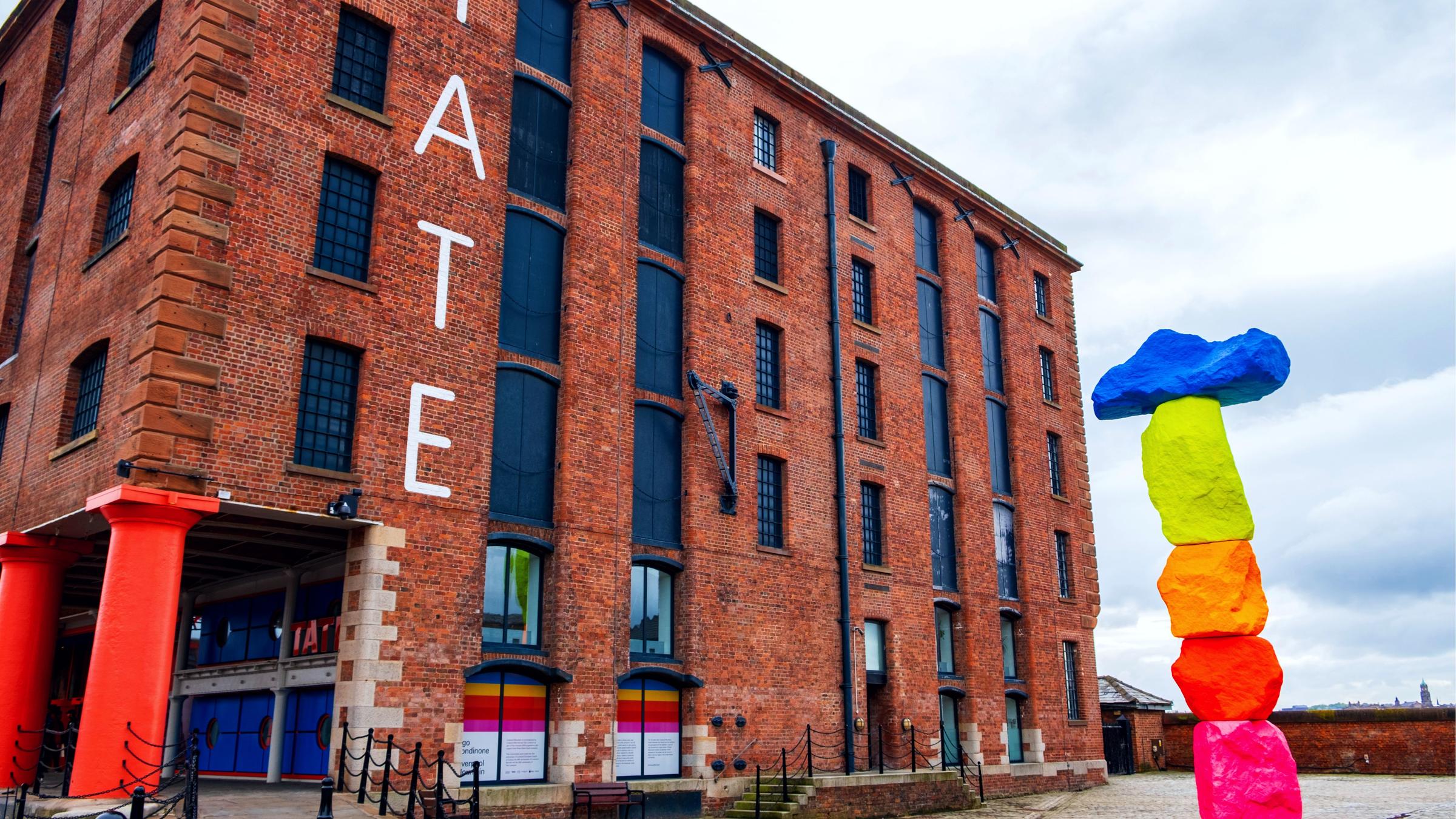 https://mdw-travel-data-us-east-1.s3.amazonaws.com/img/country/United-Kingdom/Tate-Liverpool/img_00.jpg