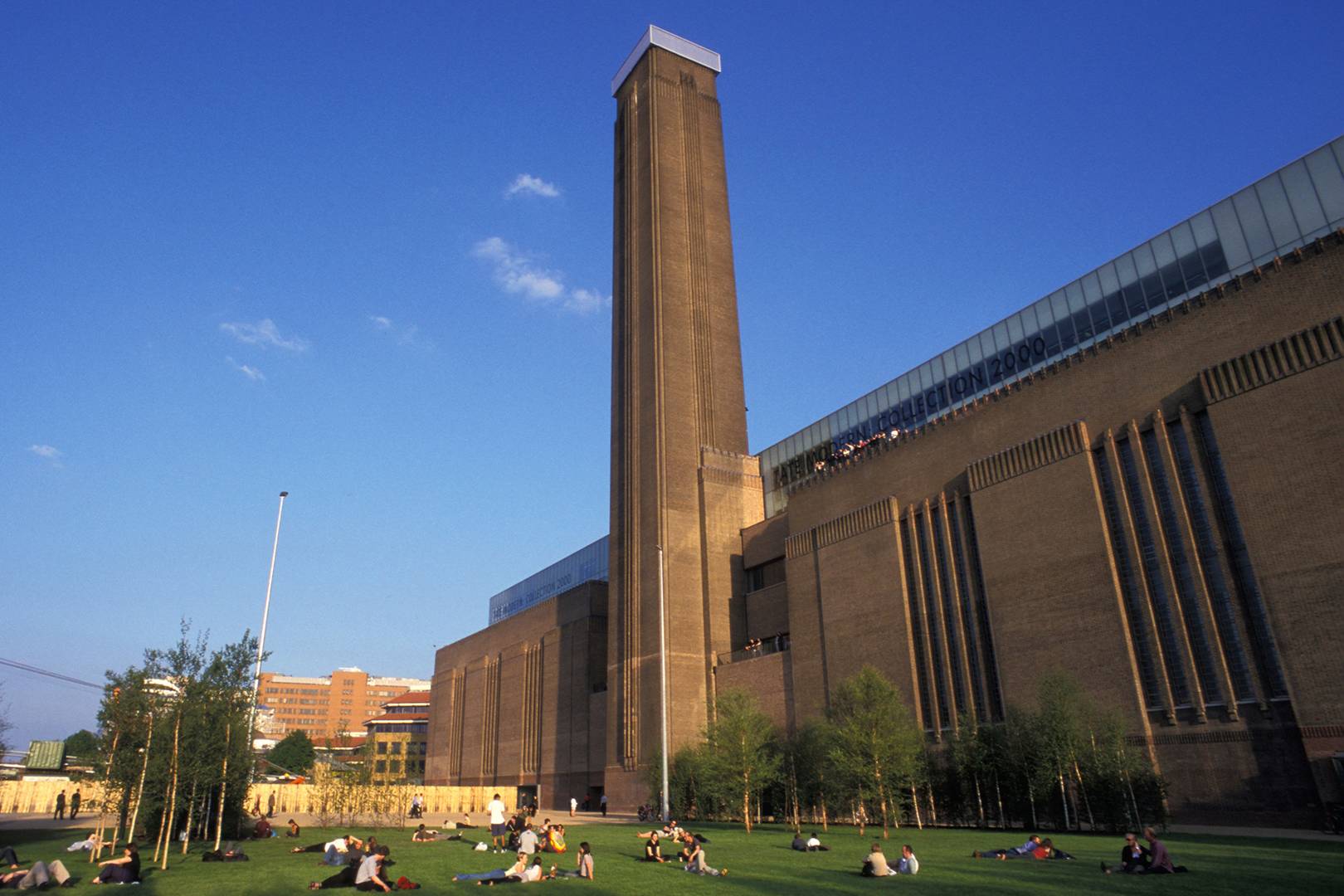 https://mdw-travel-data-us-east-1.s3.amazonaws.com/img/country/United-Kingdom/Tate-Modern/img_01.jpg