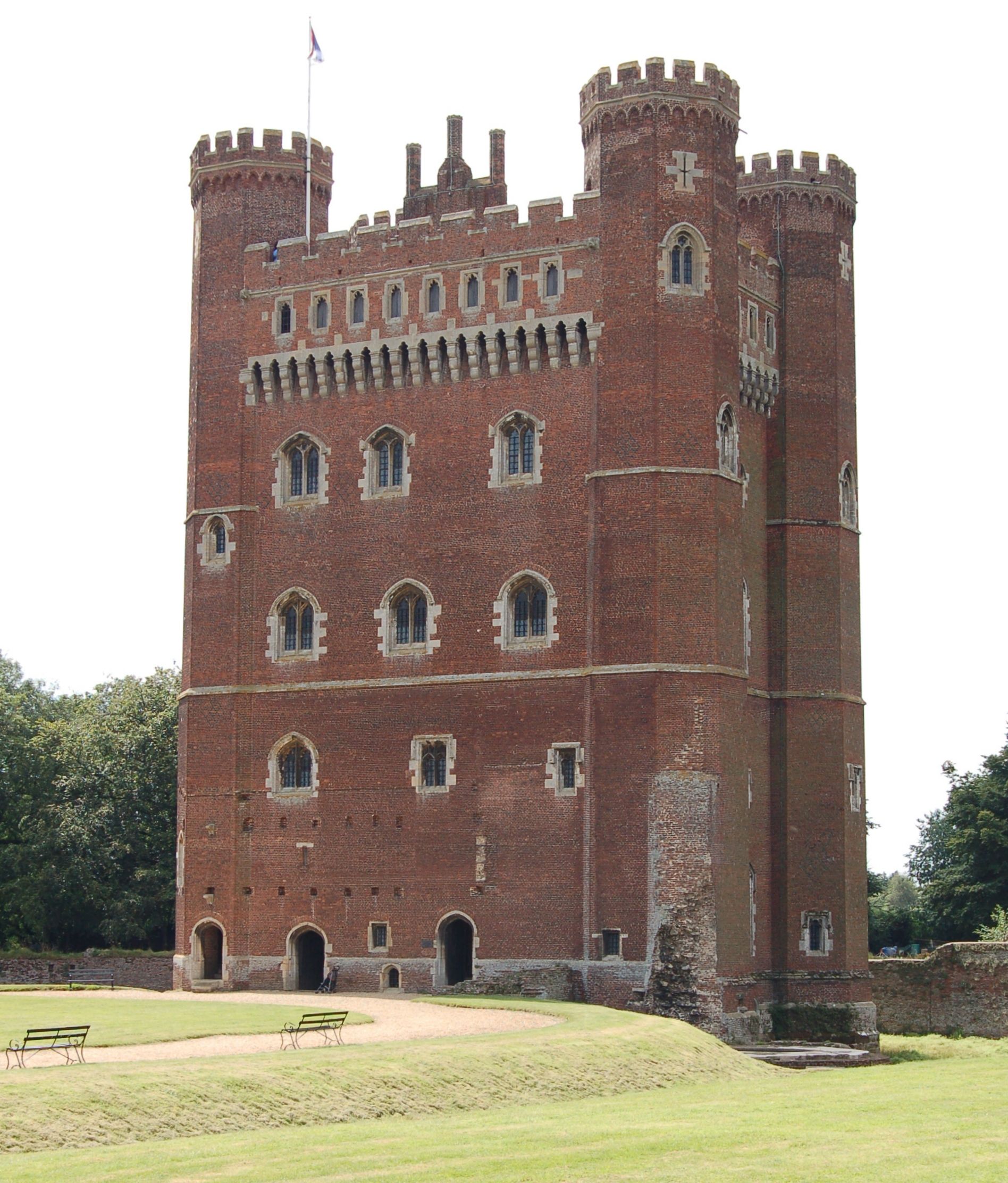 https://mdw-travel-data-us-east-1.s3.amazonaws.com/img/country/United-Kingdom/Tattershall-Castle/img_00.jpg
