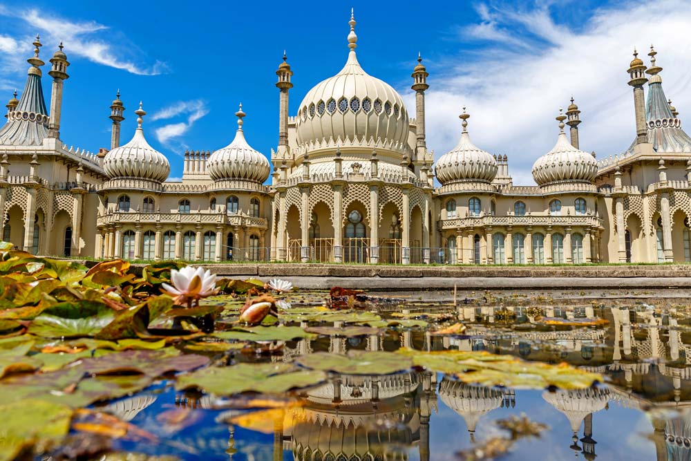 https://mdw-travel-data-us-east-1.s3.amazonaws.com/img/country/United-Kingdom/The-Brighton-Centre/img_02.jpg