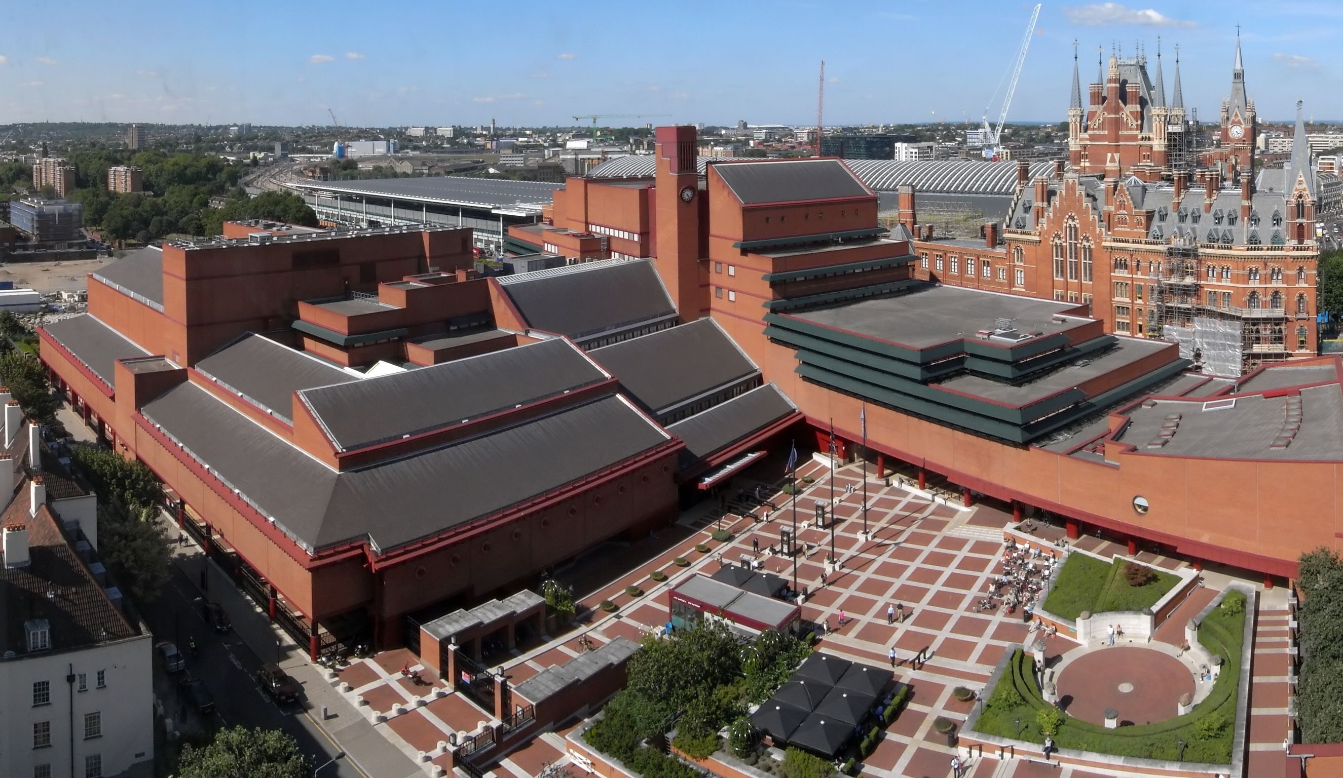 https://mdw-travel-data-us-east-1.s3.amazonaws.com/img/country/United-Kingdom/The-British-Library/img_01.jpg