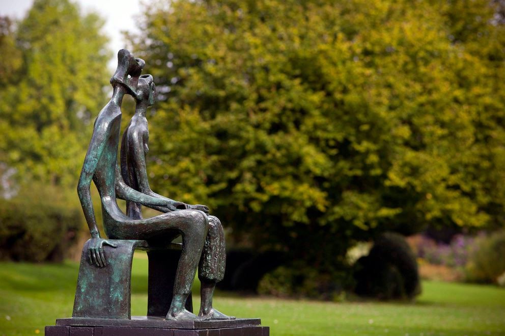 https://mdw-travel-data-us-east-1.s3.amazonaws.com/img/country/United-Kingdom/The-Henry-Moore-Institute/img_02.jpg