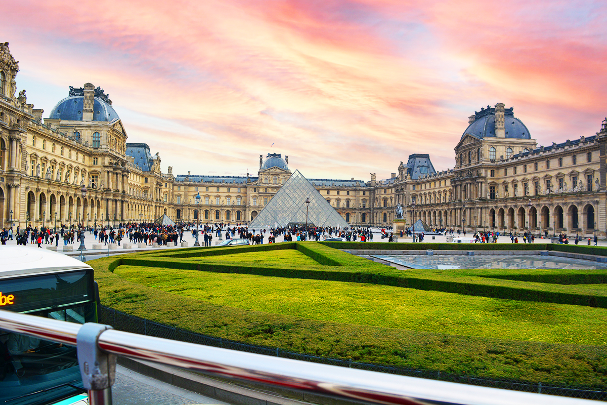 https://mdw-travel-data-us-east-1.s3.amazonaws.com/img/country/United-Kingdom/The-Louvre-Museum/img_01.jpg