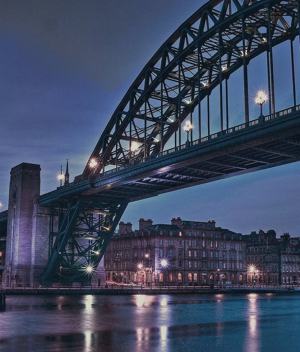 https://mdw-travel-data-us-east-1.s3.amazonaws.com/img/country/United-Kingdom/The-Tyne-Bridge/img_03.jpg