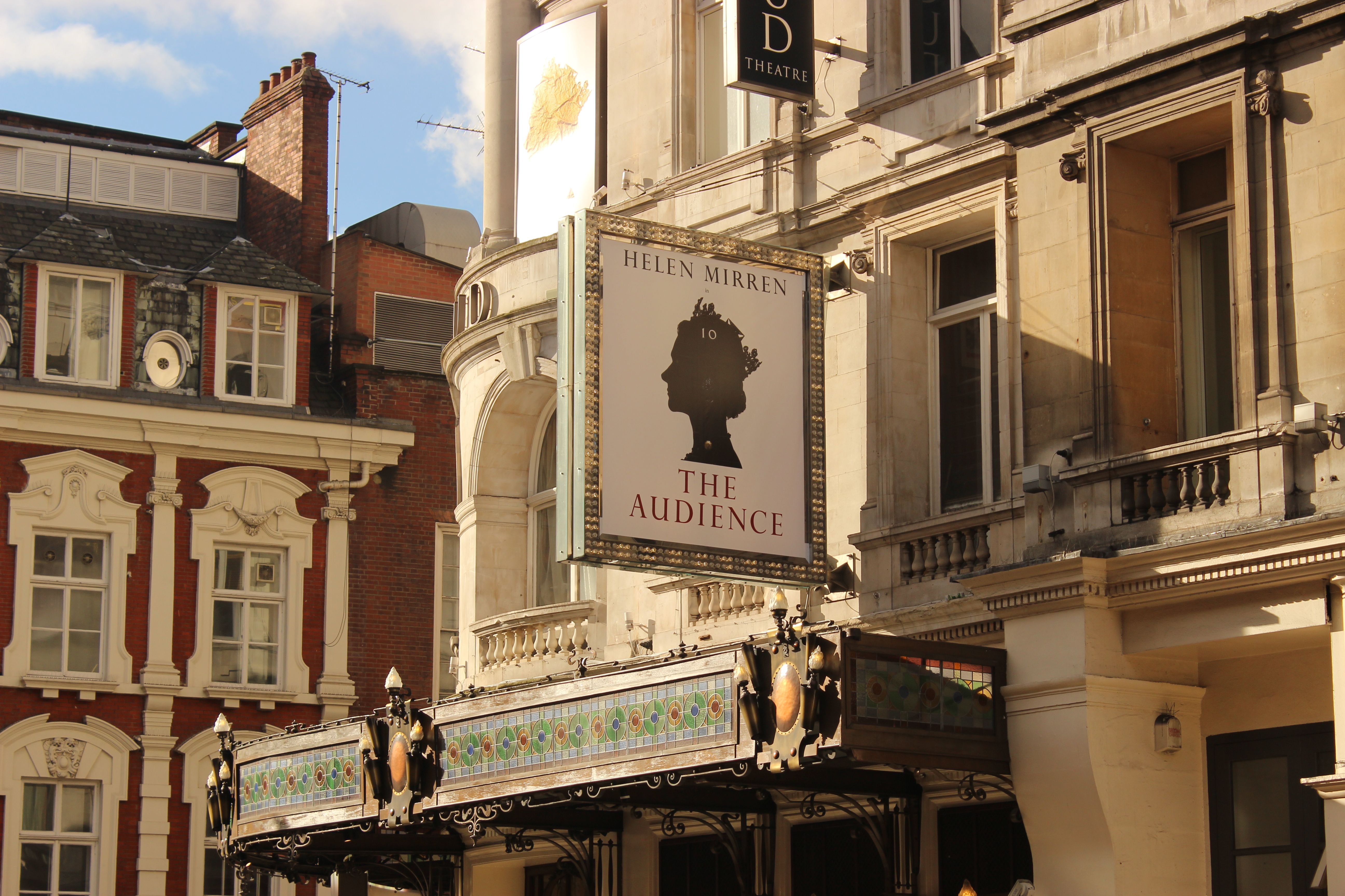 https://mdw-travel-data-us-east-1.s3.amazonaws.com/img/country/United-Kingdom/Theatre-Royal/img_03.jpg