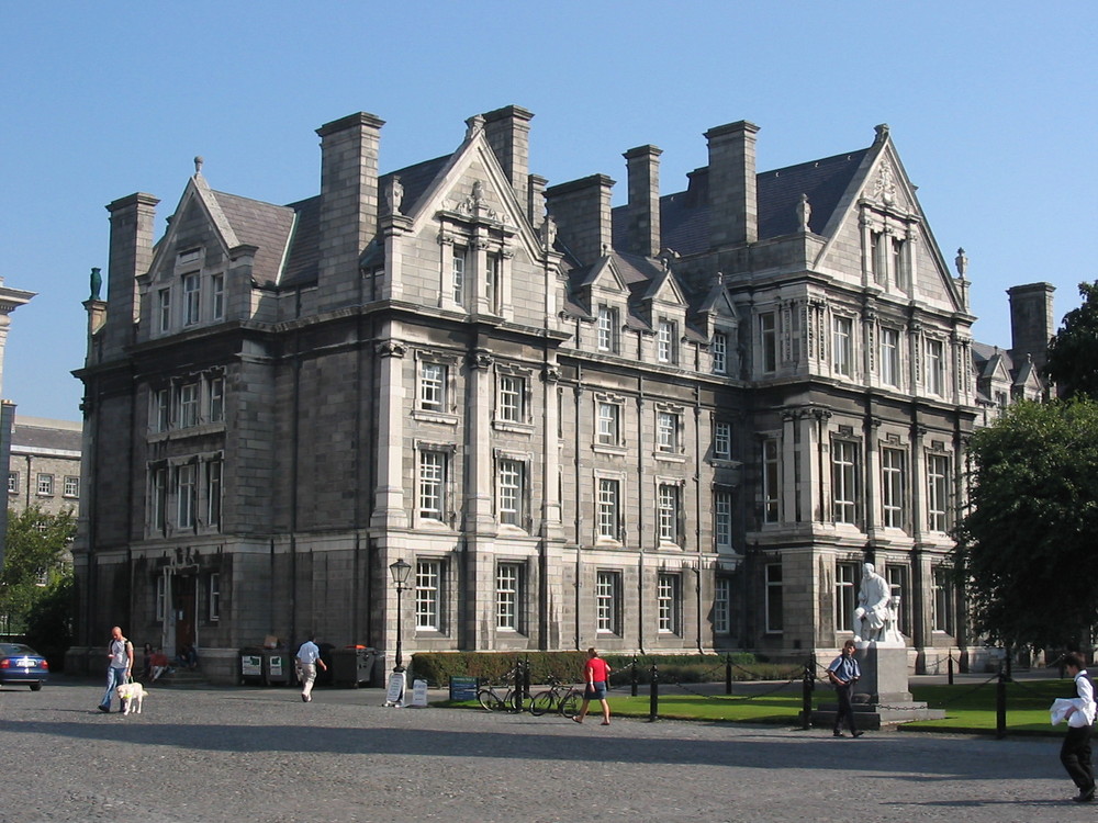 https://mdw-travel-data-us-east-1.s3.amazonaws.com/img/country/United-Kingdom/Trinity-College/img_01.jpg