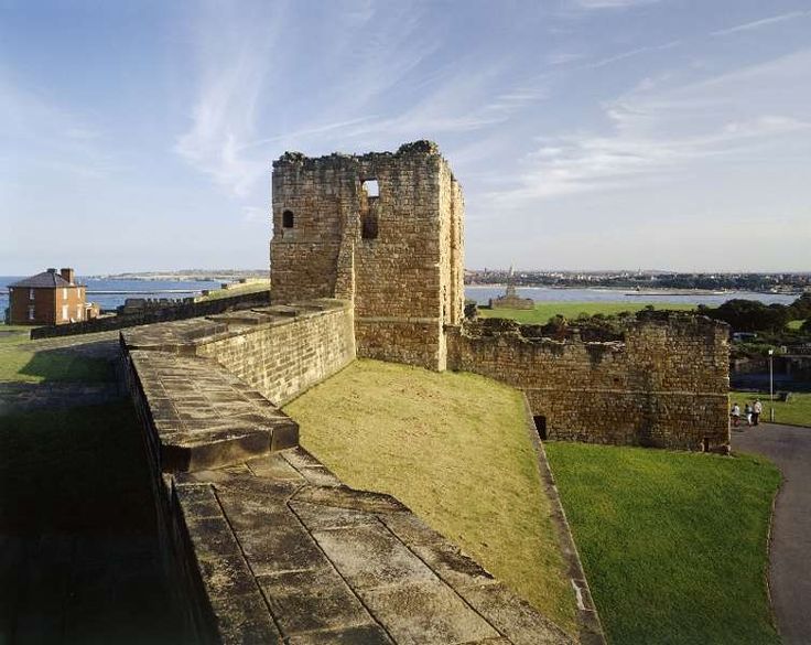https://mdw-travel-data-us-east-1.s3.amazonaws.com/img/country/United-Kingdom/Tynemouth-Castle-and-Priory/img_02.jpg