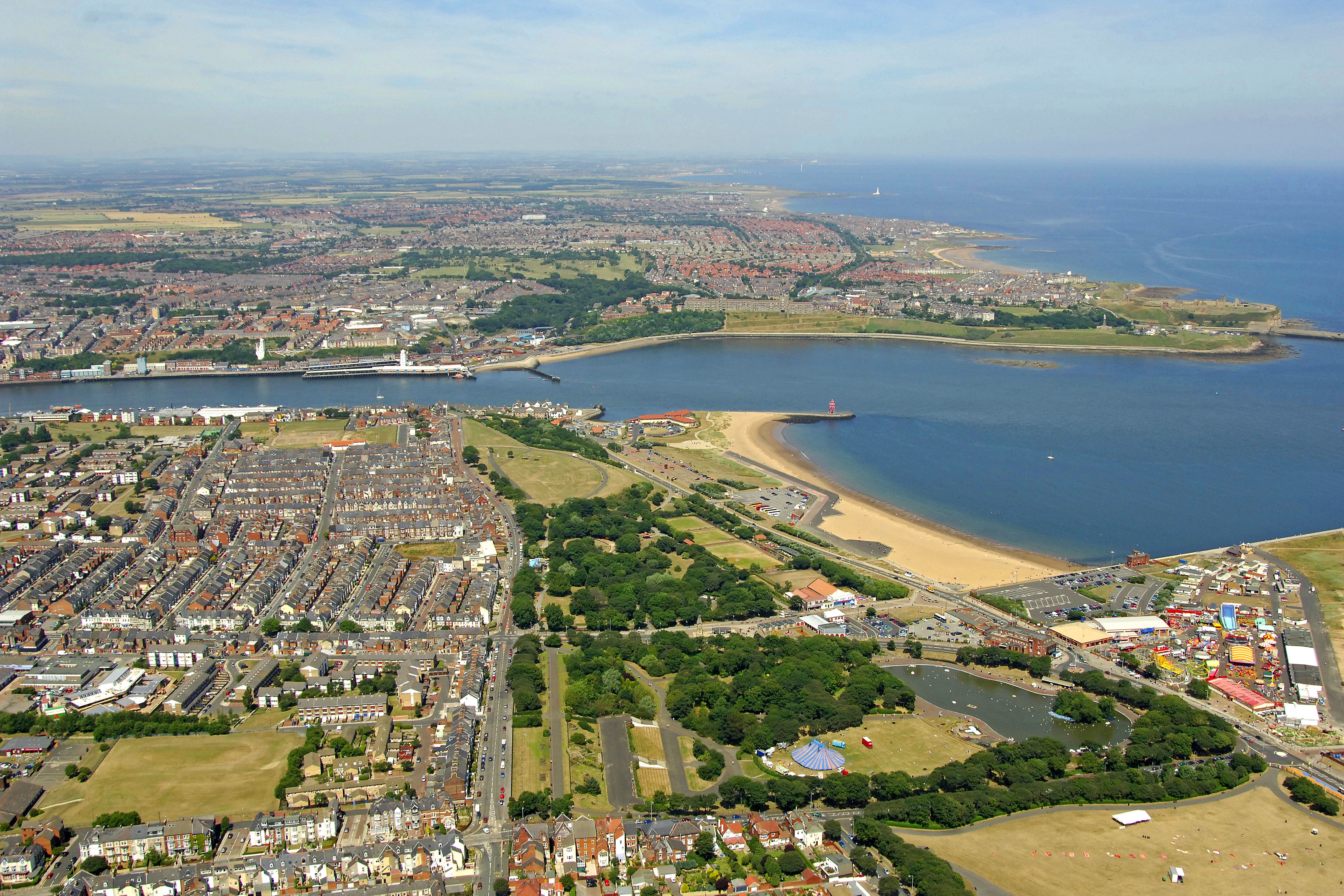 https://mdw-travel-data-us-east-1.s3.amazonaws.com/img/country/United-Kingdom/Tynemouth-Market/img_00.jpg