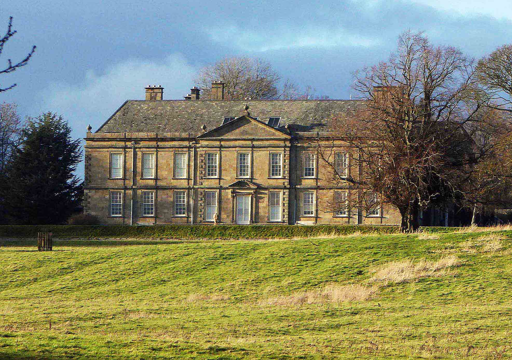 https://mdw-travel-data-us-east-1.s3.amazonaws.com/img/country/United-Kingdom/Wallington-Hall/img_00.jpg