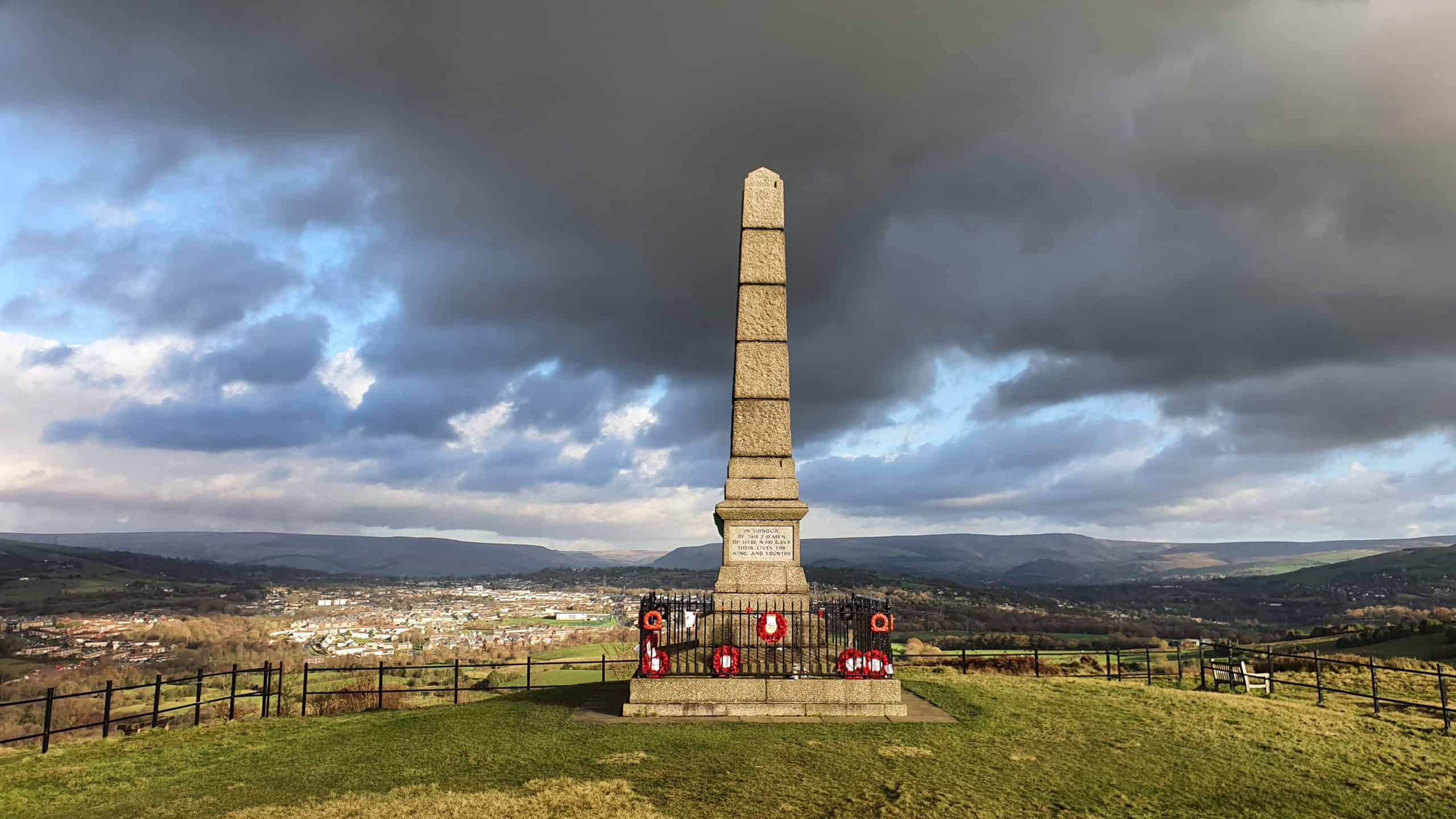 https://mdw-travel-data-us-east-1.s3.amazonaws.com/img/country/United-Kingdom/Werneth-Low-Country-Park/img_03.jpg