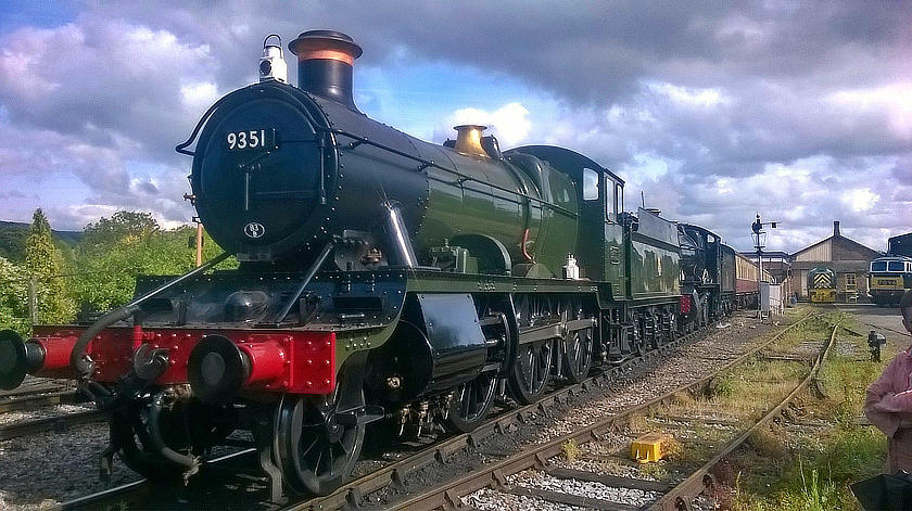 https://mdw-travel-data-us-east-1.s3.amazonaws.com/img/country/United-Kingdom/West-Somerset-Railway/img_01.jpg