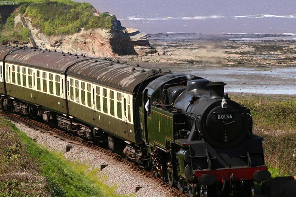 https://mdw-travel-data-us-east-1.s3.amazonaws.com/img/country/United-Kingdom/West-Somerset-Railway/img_02.jpg