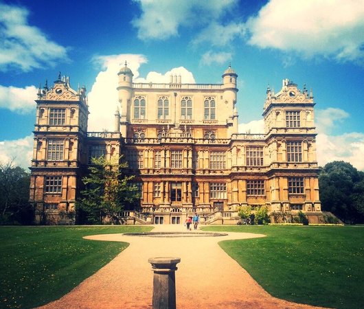https://mdw-travel-data-us-east-1.s3.amazonaws.com/img/country/United-Kingdom/Wollaton-Hall-and-Park/img_03.jpg