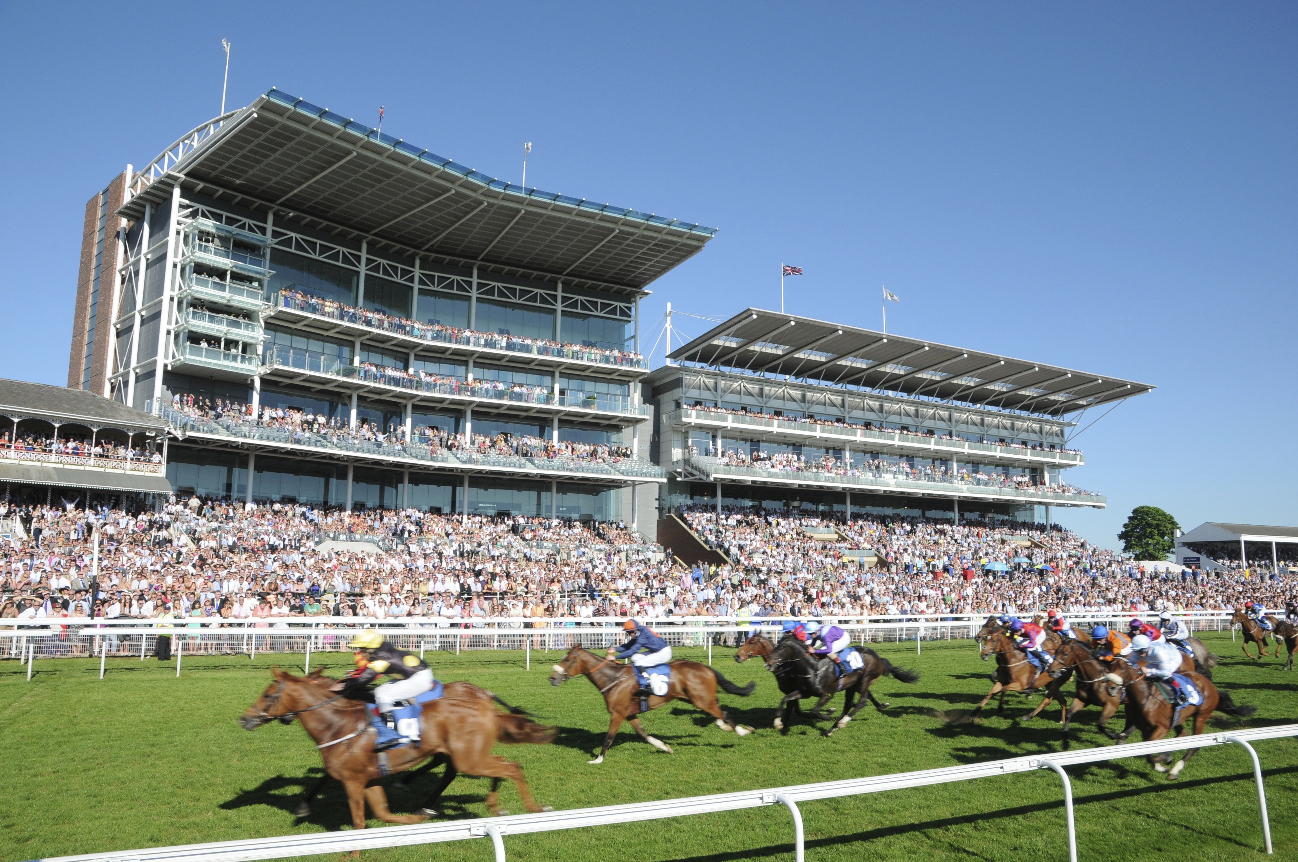 https://mdw-travel-data-us-east-1.s3.amazonaws.com/img/country/United-Kingdom/York-Racecourse/img_00.jpg