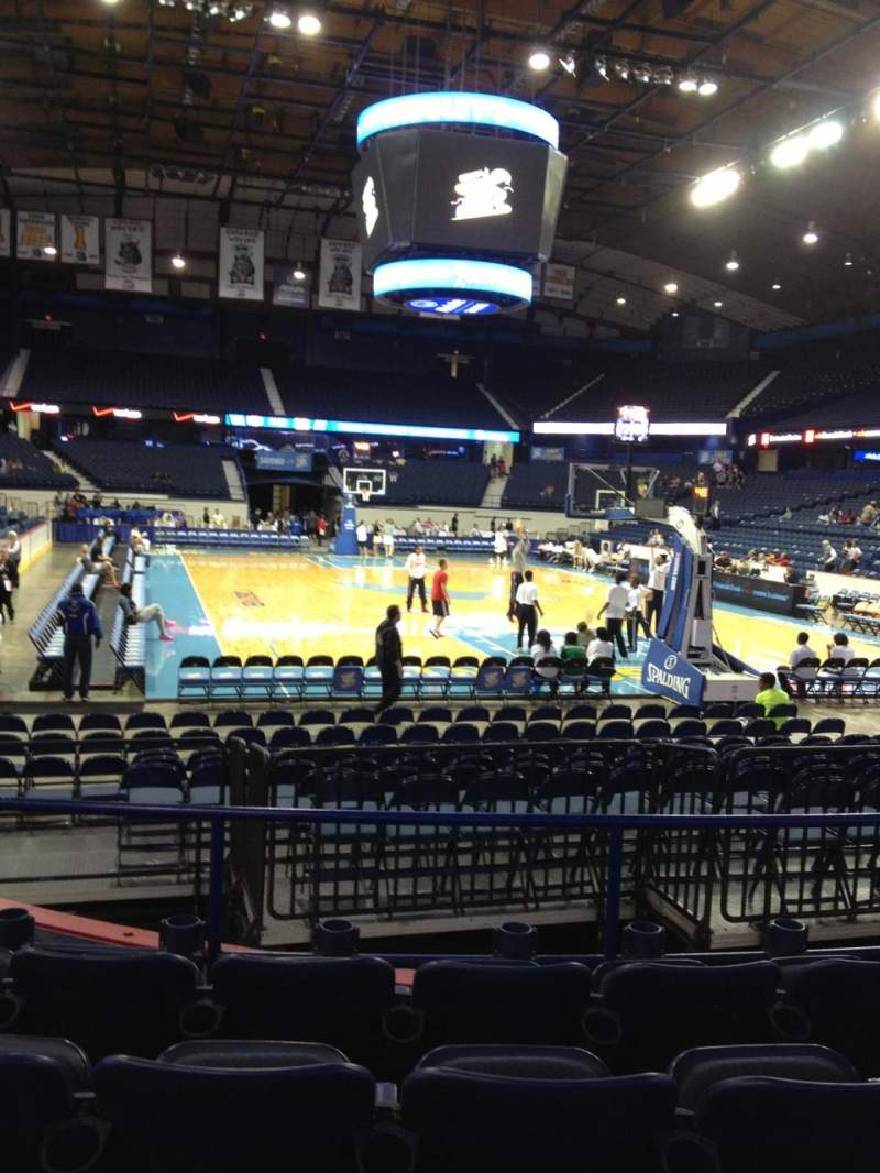 https://mdw-travel-data-us-east-1.s3.amazonaws.com/img/country/United-States/Allstate-Arena/img_01.jpg
