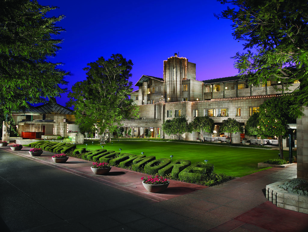 https://mdw-travel-data-us-east-1.s3.amazonaws.com/img/country/United-States/Arizona-Biltmore/img_04.jpg