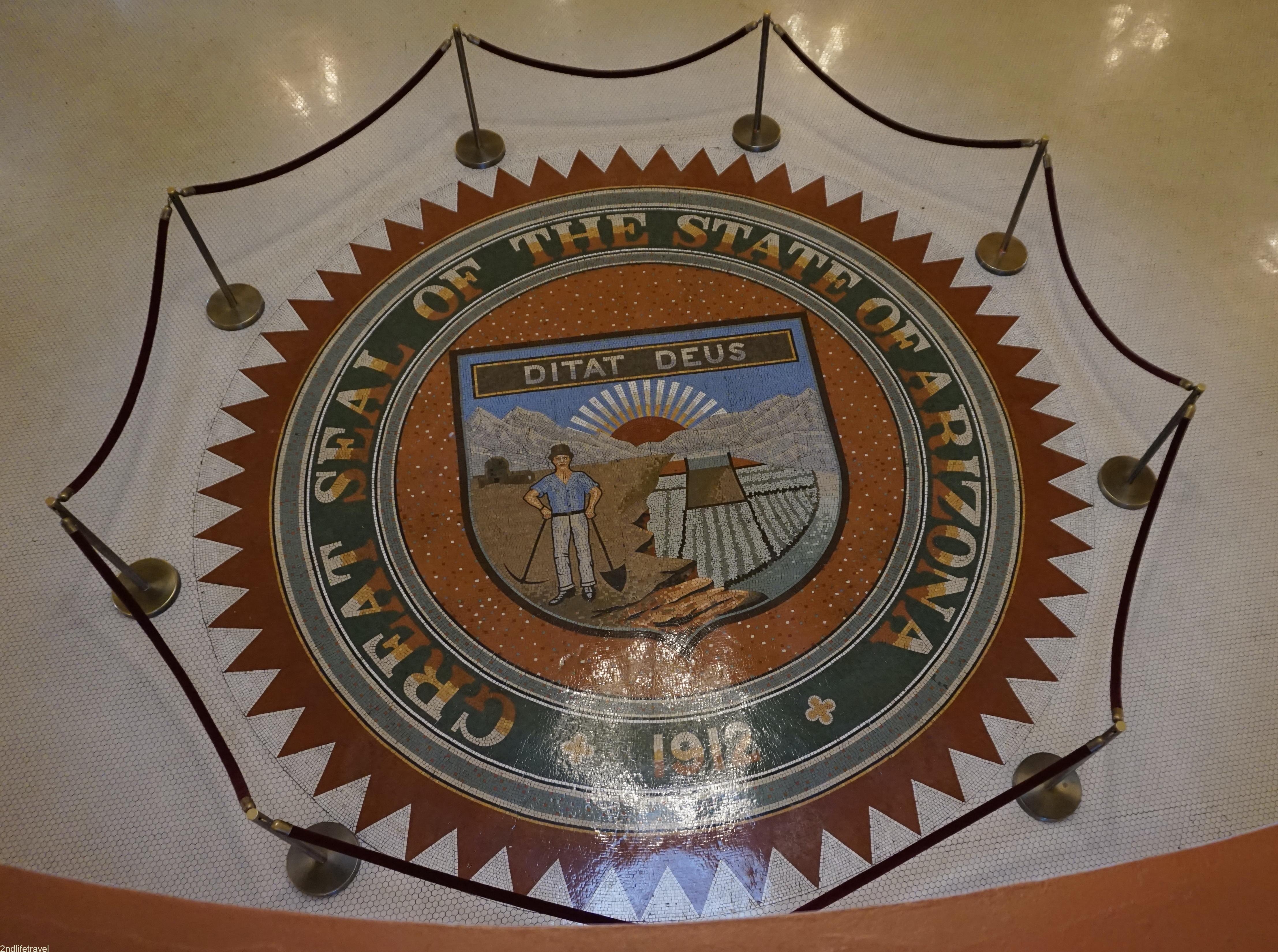 https://mdw-travel-data-us-east-1.s3.amazonaws.com/img/country/United-States/Arizona-State-Capitol/img_01.jpg