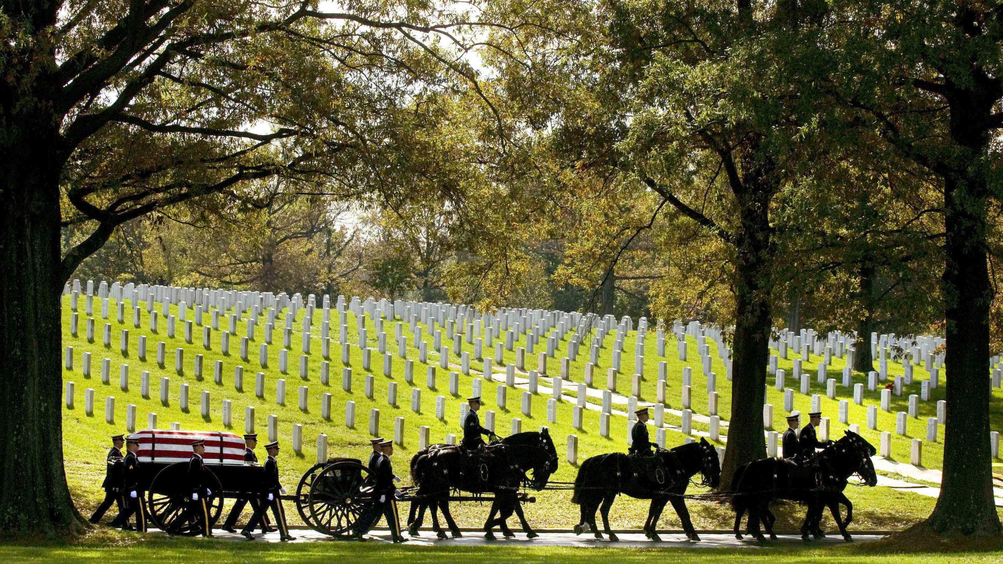 https://mdw-travel-data-us-east-1.s3.amazonaws.com/img/country/United-States/Arlington-National-Cemetery/img_02.jpg